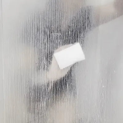 Esponja Mágica LIMPIM a remover manchas só com água